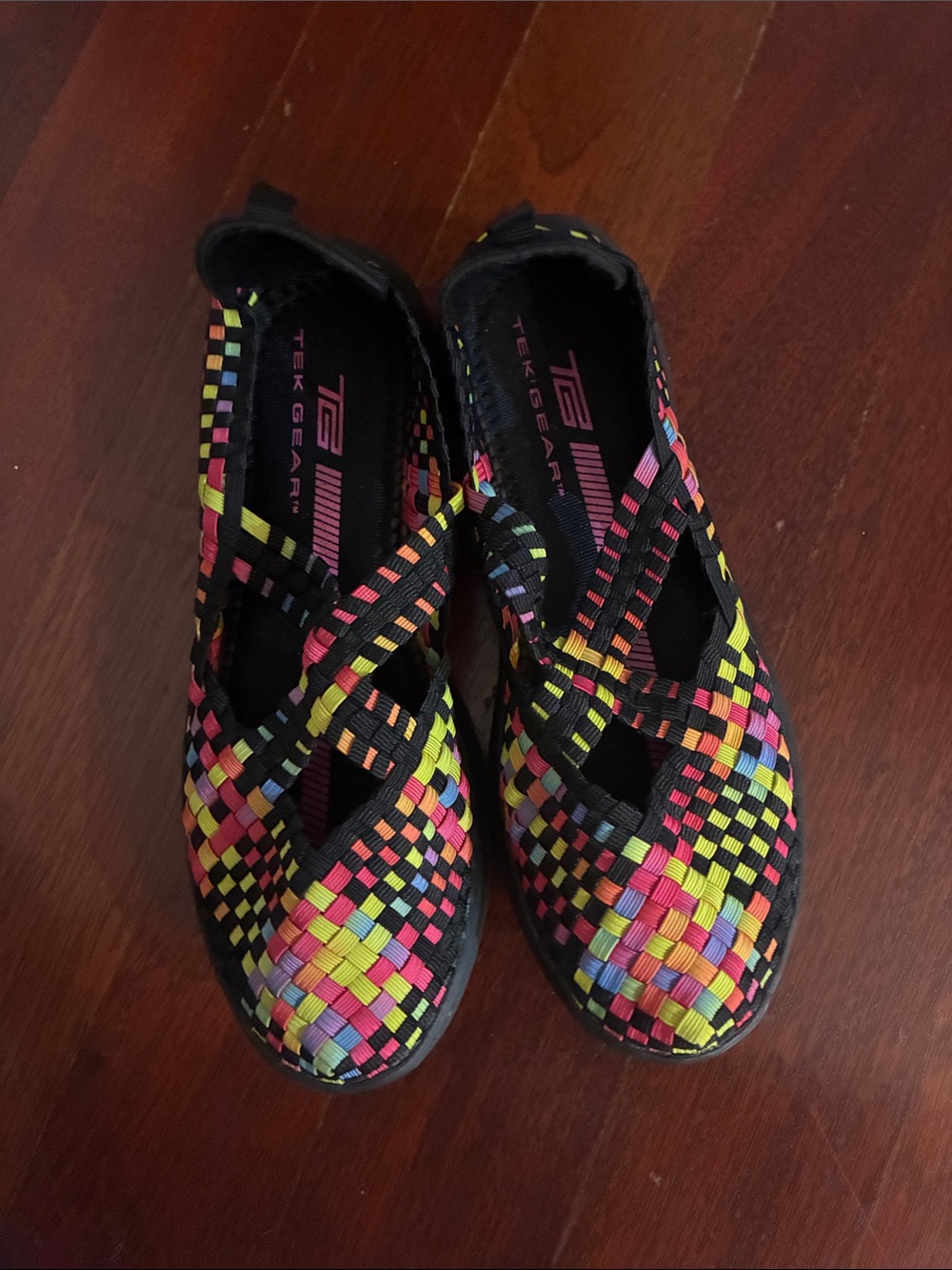 tek gear Black Multicolor Woven Slip-On Flats